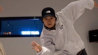 Làm thế nào để hip-hop có thể thoát khỏi vòng tròn trường phái cũ cao cấp?