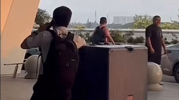 Khi bạn mua sắm trực tuyến, bạn không biết mặt hàng đó là gì