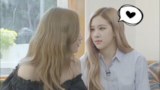 rosé being in love with jisoo [chaesoo]