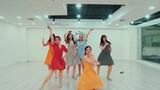 Pertemuan tahunan koreografi tari dari Klub Tari Wanita Qingdao