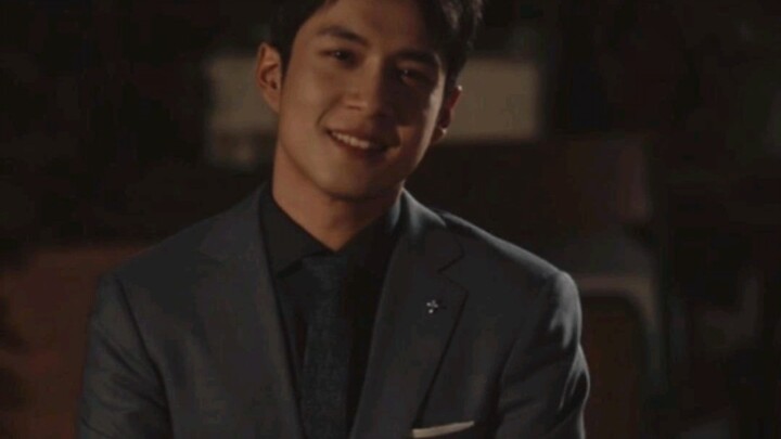 The most handsome mature man in modern idol dramas! Our President Xu must be a good boy (bushi