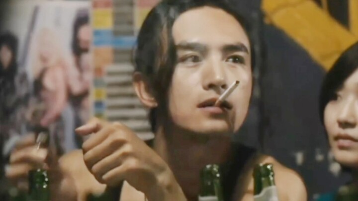 An inventory of Zhang Xiaochen's screen image changes from the age of 22 to 40 ‖ The bone-shaped bea