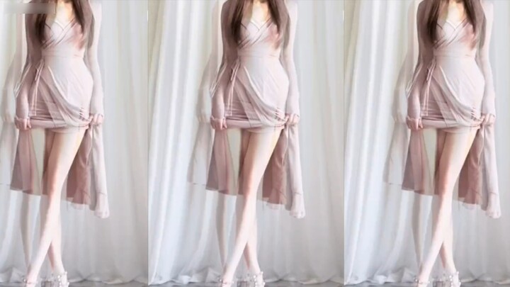Skirt Killing 1.0 is here! Miss Long Legs