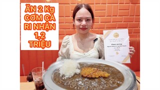 Bé Mai ăn thử thách 2kg cơm cà ri Nhật