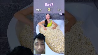 Bagi Dong! Bantu Aku Habiskan Popcorn #funny #comedy #challenge #food #shorts