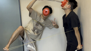 ขอให้เพื่อนของคุณเล่นเกม Toilet Man Challenge