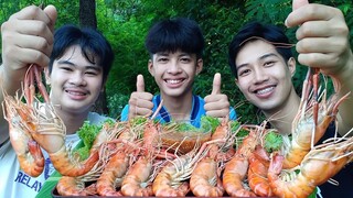 กินกุ้งย่างตัวใหญ่ กุ้งแม่นํ้าหัวมันเยิ้ม พร้อมนํ้าจิ้มซีฟู้ดโคตรเด็ด.