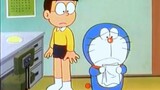 Doraemon kecil merasa dirugikan karena tidak sempat memakan Dorayaki.