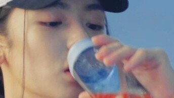 Rendam wolfberry dalam cangkir termos, lawan paling ganas, dan minum teh paling sehat