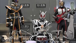 特摄博主去漫展3天能干出这种事情？