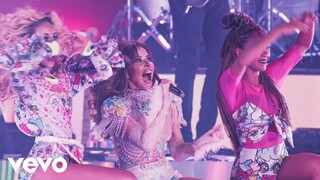 Gloria Trevi - Popurrí Candy Crush (En Vivo Desde La Arena Ciudad De México)