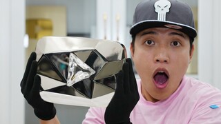 NTN - Tôi Đã Nhận Được Nút Kim Cương (First Time Unboxing Diamond Button 10M SUB )