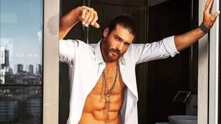 Can Yaman and Demet Ozdemir