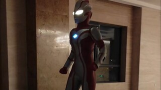 "Khi chú mèo Mebius dễ thương lang thang vào Comic Con" Ultraman Mebius là thủ lĩnh của Giáo phái dễ