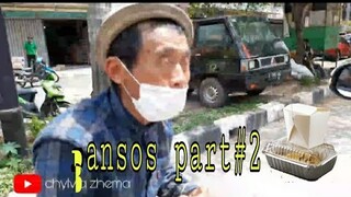 bansos part#2 |bagi - bagi angpao + makanan ke orang- orang yg ada di jalan