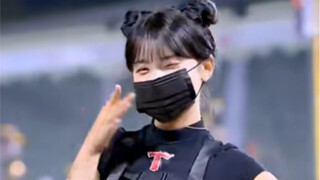 李多惠队长啦啦队舞蹈
