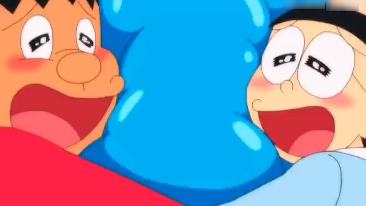 Who doesn’t love the soft and rubbing Doraemon?