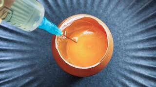 把鸡蛋白灌进蛋黄里蒸熟吃是一种什么体验？
