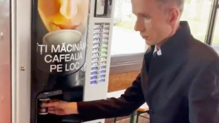 How a Russian-made robot uses a coffee machine