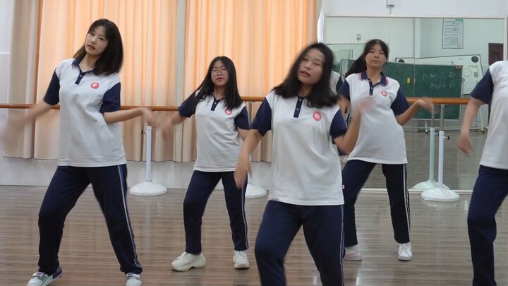 Putian Overseas Chinese Middle School | Dance Club sends a piece of moon "cake" 🥮