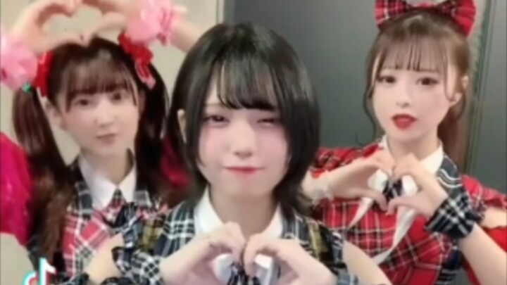最近日区Tik Tok大火的偶像生活启动懒人包（アイドルライフスターターパック）翻跳
