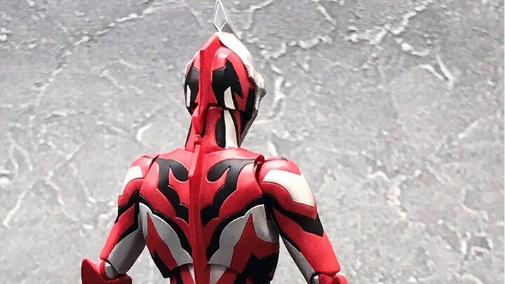 Tổng hợp 3 dòng Ultraman SHF ít đáng mua nhất ở giai đoạn này [Doudou Model Play]