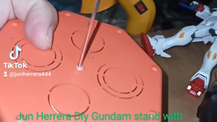 DIY GUNDAM STAND.  FIRST WHO MADE THIS.