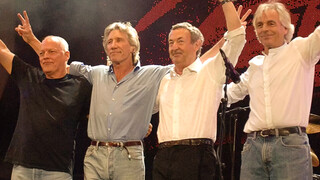 Live: "Comfortably Numb” - Pink Floyd