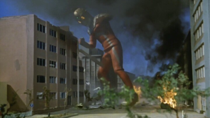 Ultraman Seven ini mungkin rusak!