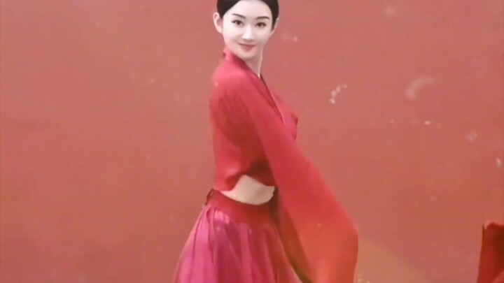 优雅舞动，魅力四溢