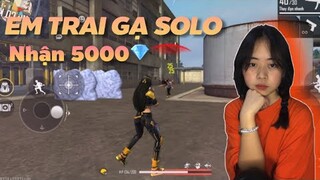 Free Fire: Được em trai gạ solo thắng nhận 5000kc và cái kết...