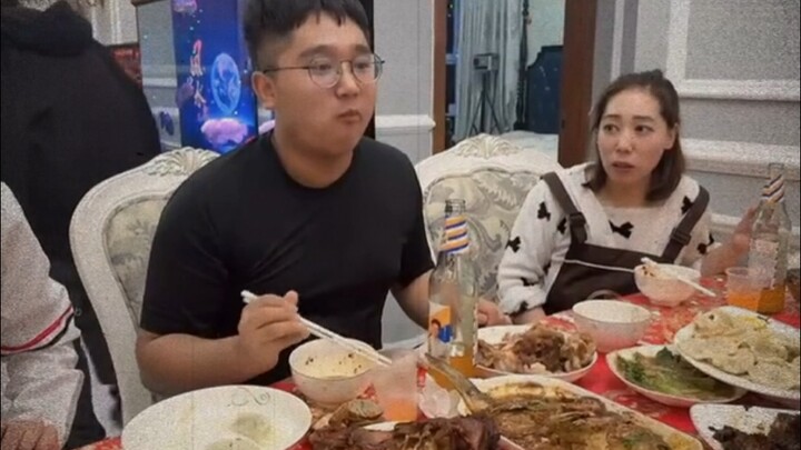 《反方向的饺子》