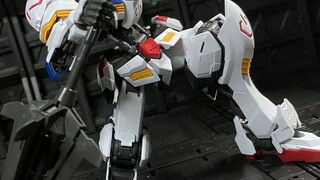 ถึงแม้จะเป็นเพลงหงส์ในโครงสร้างภายในของ MG Gundam แต่ล่ะ? รีวิวสั้นๆ ของ Bandai MG Gundam Barbatos! 