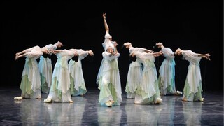 Phiên bản múa "Mây sen"