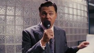 The Wolf of Wall Street: บริษัทที่ขายหุ้นเพนนีเติบโตขึ้นเรื่อยๆ และทุกคนที่งานเลี้ยงฉลองก็เฮฮา