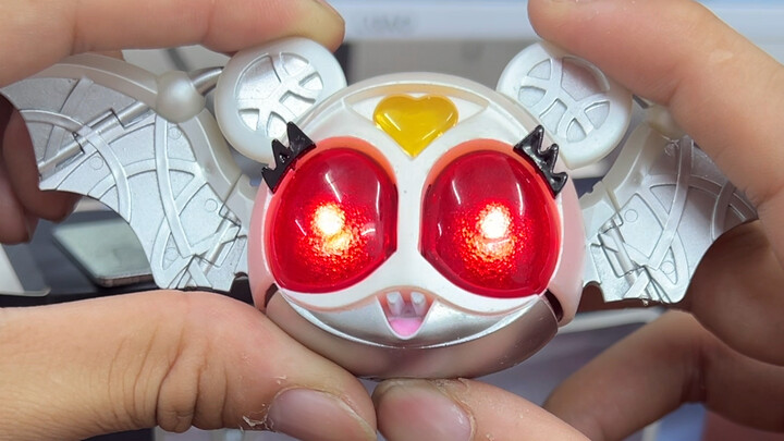 Kamen Rider Kelelawar Kecil Domestik kini tersedia di TB dengan harga satu potong saja
