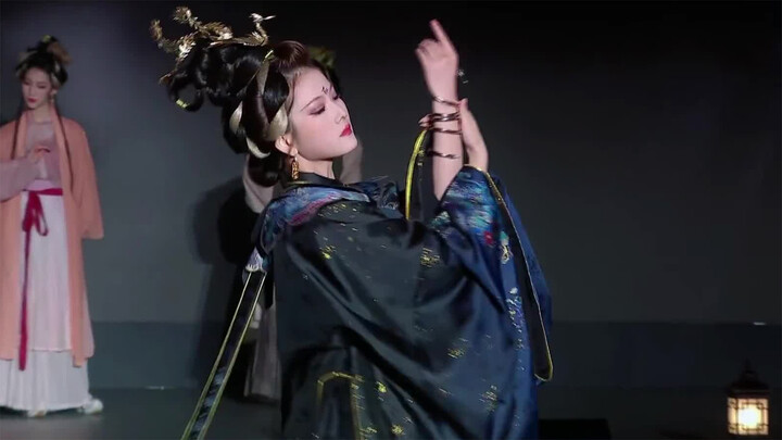 Mode|Pakaian Han-Gaya Tiongkok dalam Kegelapan