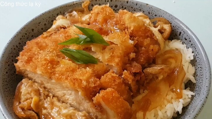 Katsudon Cơm thịt chiên xù - Món ăn Nhật Bản
