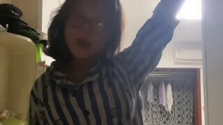 The patient danced to "Antifragile" Lesserafim's tailbone fracture and no legs