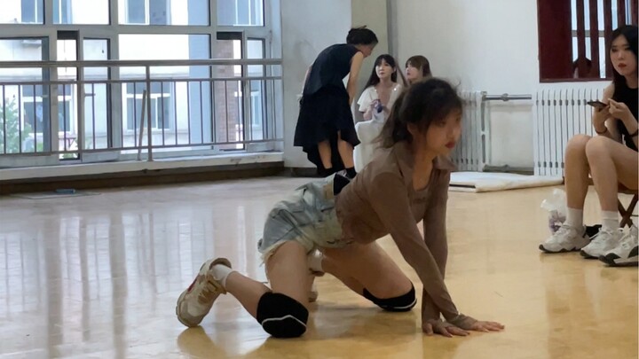เอเจนซี่นางแบบชวนฉันไปแสดงเดี่ยวบนแคทวอล์ก