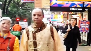 Tôi không ngờ nhà Thanh đã diệt vong hơn 100 năm, không ngờ vẫn còn có người sống trong quá khứ, thậ