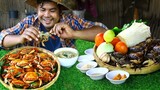 Cooking Crab TomYam Thai Food - Cook TomYam Crabs Soup with hot Chili