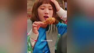 Are you hungry ?🤤 kdrama leesungkyung weightliftingfairykimbokjoo  tiennucutakimbookjoo xuhuong phimhay kdramavn mukbang fypシ foryou