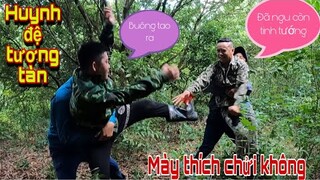 Trần Thạch Vlogs Làm Mất Rắn Hổ Mang Mâu Thuẫn Với Đại 87 Khiến Cả Team Sợ Hãi