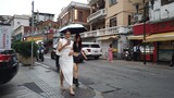 Walk the old streets of Guangzhou, China, a lot of young girls and old buildings