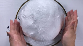 Making Iceberg Slime!