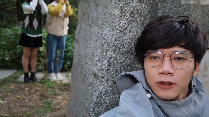 Siapa pun yang membaca pertama adalah seekor anjing! Aku lebih baik menjadi anjing daripada membunuh