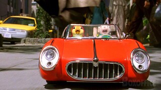 Tiny Car Chase | Stuart Little 2 | CLIP