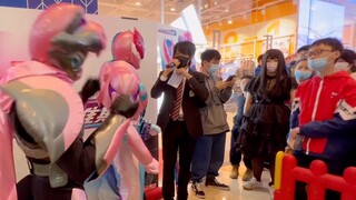 [Pertemuan Levis Kamen Rider REVICE] Bagaimana seorang gadis bisa diubah menjadi wajah oleh Kamen Ri