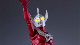 I also played Ultraman Six! SHF Ultraman Taro simple shooting sharing